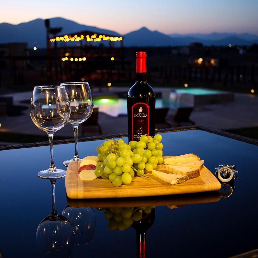 Cuatro Lunas Hotel Boutique Вале де Гуадалупе Екстериор снимка